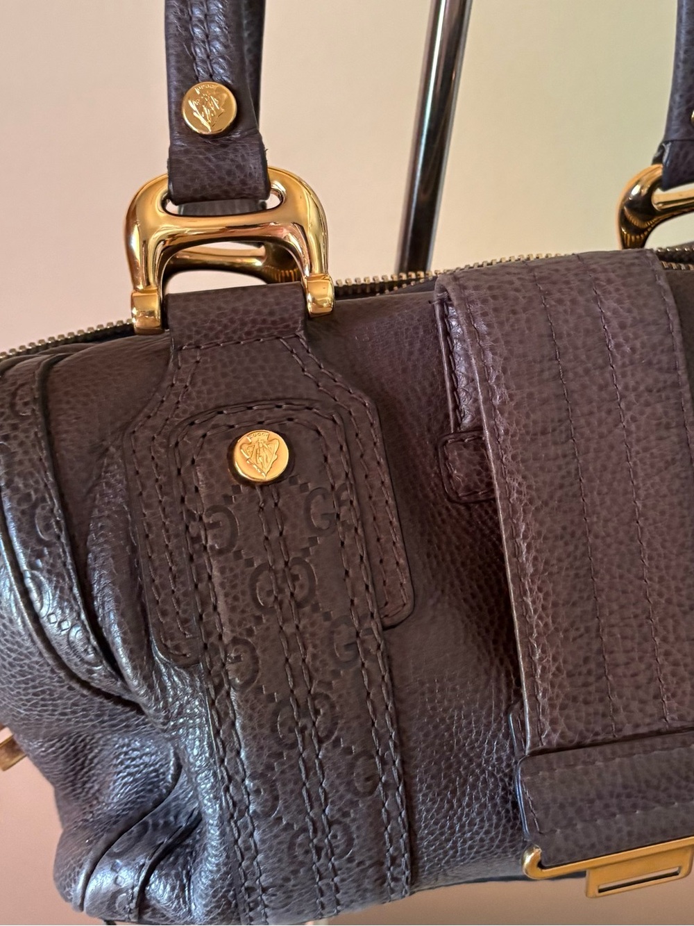 Gucci Brown Leather Briefcase with Gold Crest Hardware - Picture 9 of 12